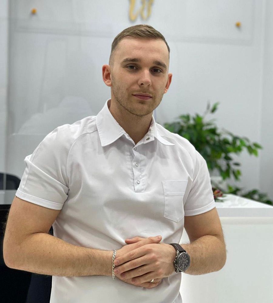 Врач-стоматолог-ортодонт Сызранцев Олег Алексеевич
